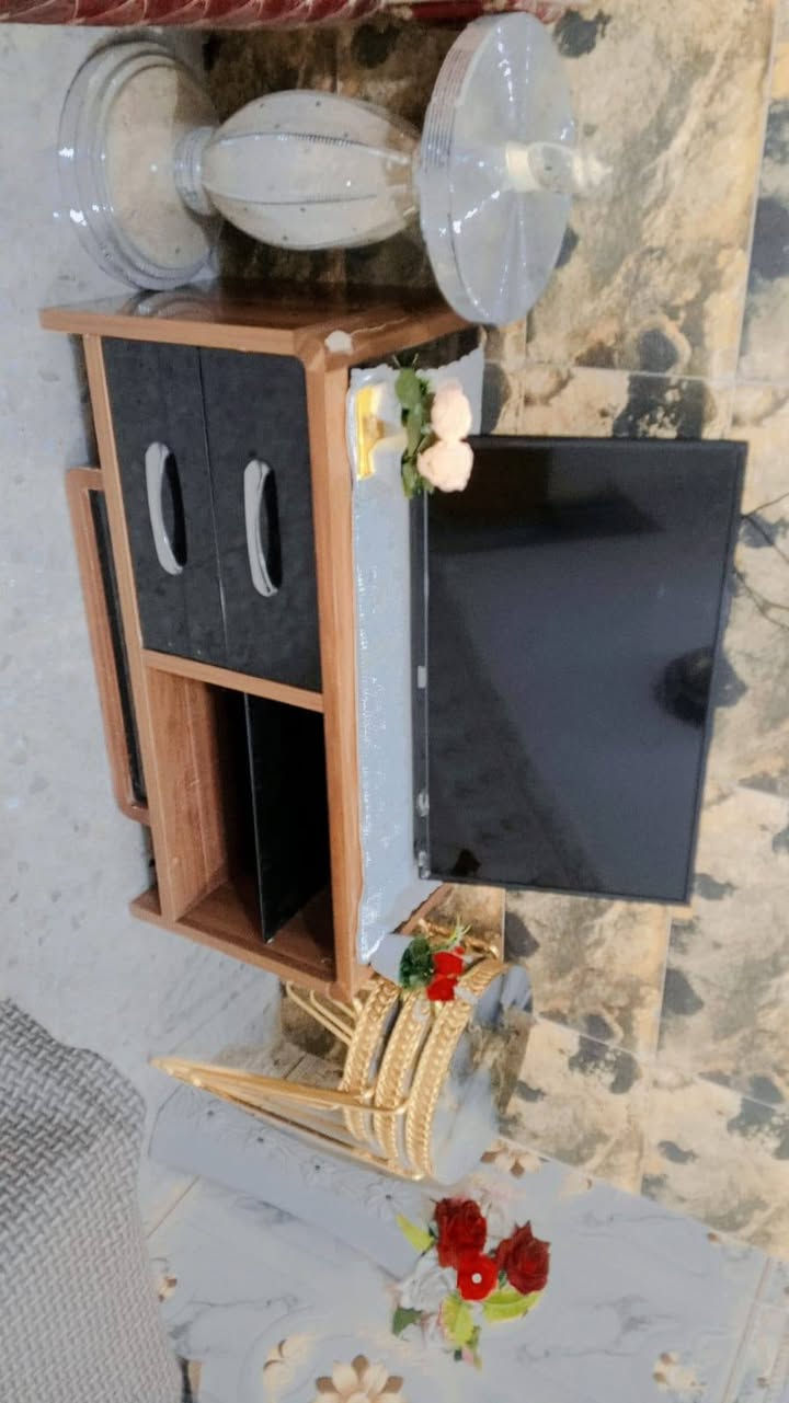 السلام عليكم غراض بيت لبيع كلمن وسعرة ***********
