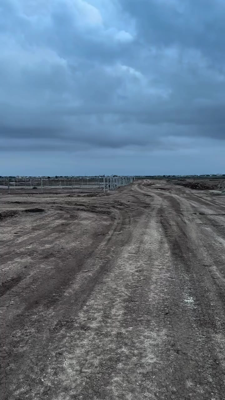 على بركة الله تم افتتاح ارض 
في البصرة ( التنومه الصالحية) 
مجاور الشارع الصالحيه العام قرب خطوة العباس ع 
الارض طابو زراعي بسم عراقي وكالة ومكاتبة ونسخة من الطابو 
الارض تباع نضام النقد
حسب رغبة الزبون 
الارض مقسمة على المساحة التالية
200 متر
400 متر 
ربع دونم 
نص دونم 
دونم 

ملاحظة = الارض خدمات قيد الانشاء ماء وكهرباء وشوارع 15 متر 
علما موقع الارض كلش حلو 
وقريب على الشارع الشلامجه

للإستفسار وتساب ***********
