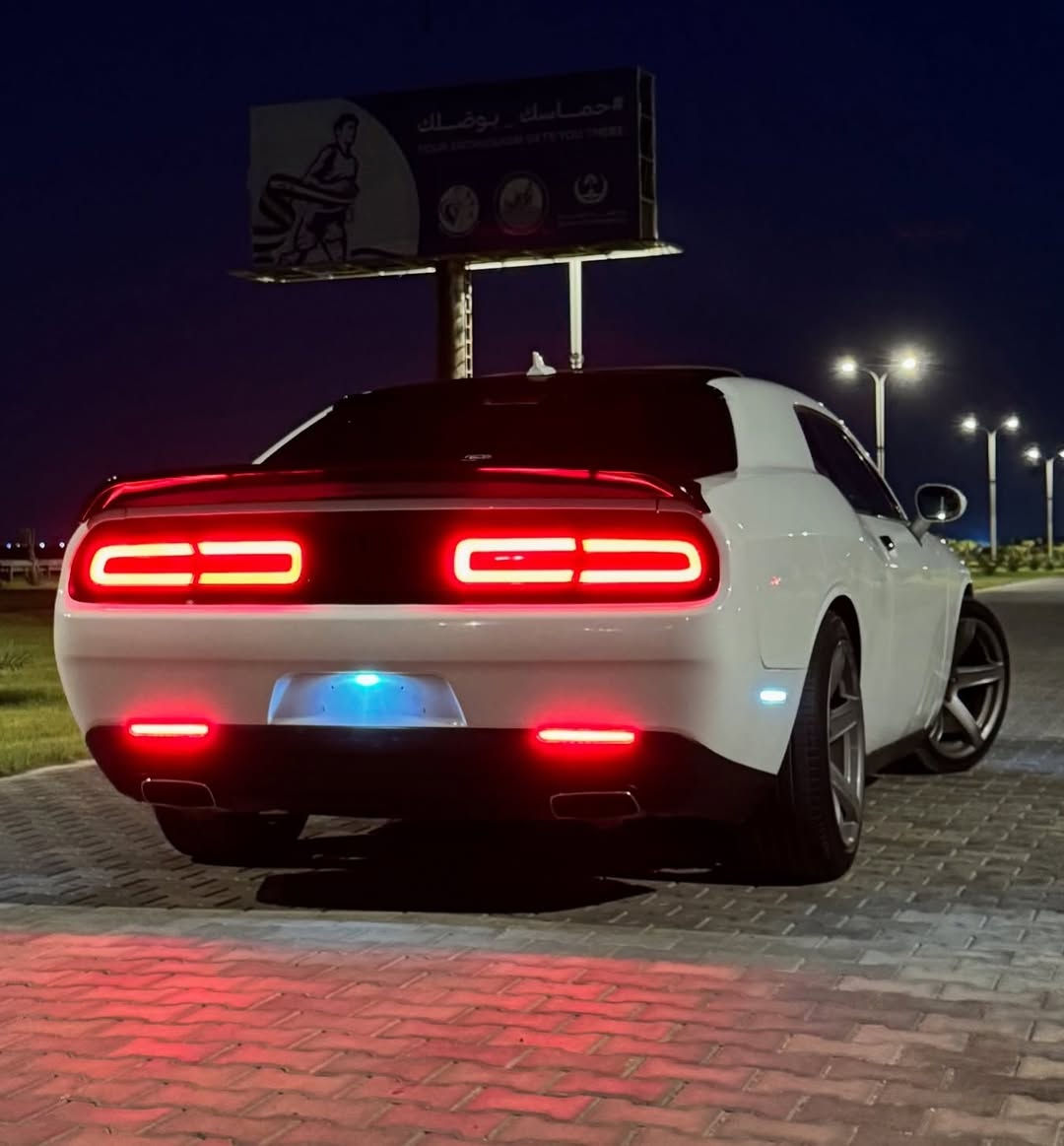 جالنجر sxt plus 
فول موصفات 
فتحه 
شاشه جبيره 
كامره 360
حساسات خلفيه 
تبريد+تدفئه بلكشنات 
تدفئه بلستيرن 
ويل نجمه 
ضايف نجوم روز 
حداده تخم تاير بلكارتون قبل سبوعين مسويهن 
كير مكينه كفاله
تقرير تعمل وتسير 
بيها جاملغات الاماميه فقط صبغ 
***********
