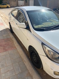 اكسنت موديل 2012 سيارة فقط جامغ والباقي كفالة كير مكينة تبريد متصرف دي...