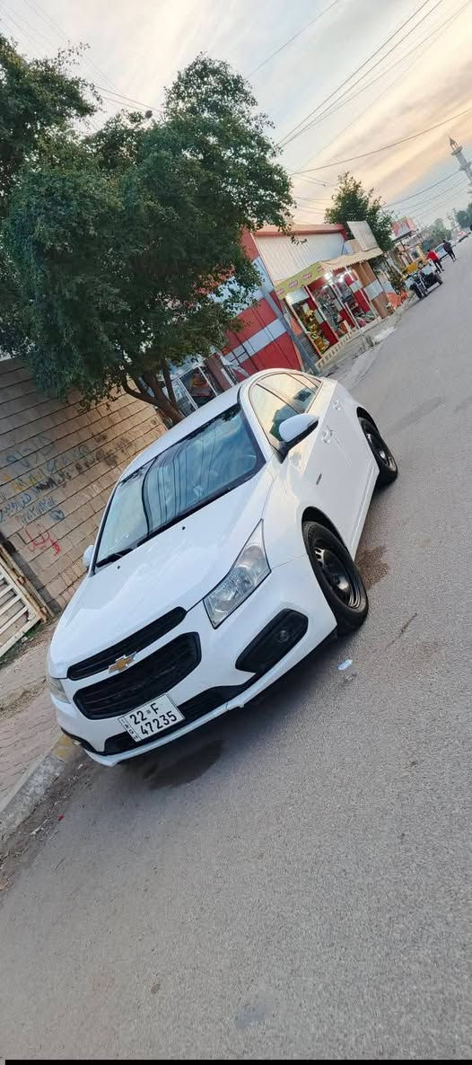 شؤفرليت كروز ٢٠١٦ خليجي
قطعتين صبغ اثر شخط بدون ضربه احسبه كلين 
بجم كبس خلف كبس 
مكينه ١٨ مفتوح بس كازكيت 
تبريد ثلج
تدفئة شرط
دبل كير 
تحكمات ستيرن 
صندوق بصمه
تحديد سرعة 
شاد شاشه وكاميرا اصلي 
اشارات مري 
قفل مركزي بلادي
صدر جديد 
باتري جديد
تخم امامي جديد
دسكات مبدل
ويل كبات بلادي 
بلاجكتور عدسة 
دوشمه كامل 
رقم وسنويه جديد بسمي شرط تحويل 
ورقه بنزين بي 
بدون نقص 

ماشيه ١٩٥ وقابل للزيادة الف حقيقي
سيارة احلى بل حقيقه 
سعرها ٩٦ ومجال للطيبين 

عنواني كركوك 
وهاي رقمي ***********
