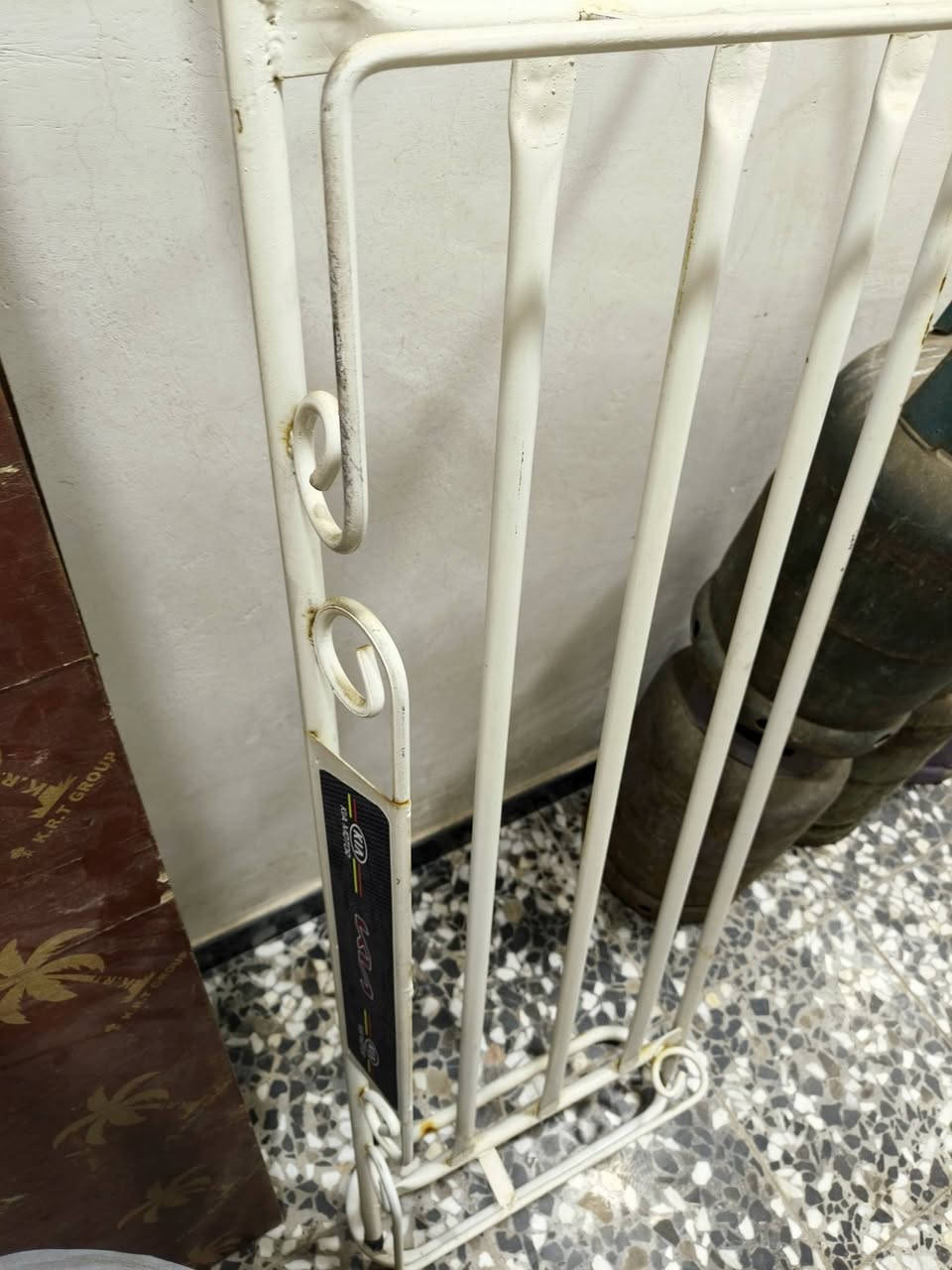 سيبايه للبيع مال أم عيون ترهم فنتيره  سعرها ٦٠ مكاني بغداد الحريه الدولعي هيه والراسطه مالتها موجوده  
‏‪***********‬‏
