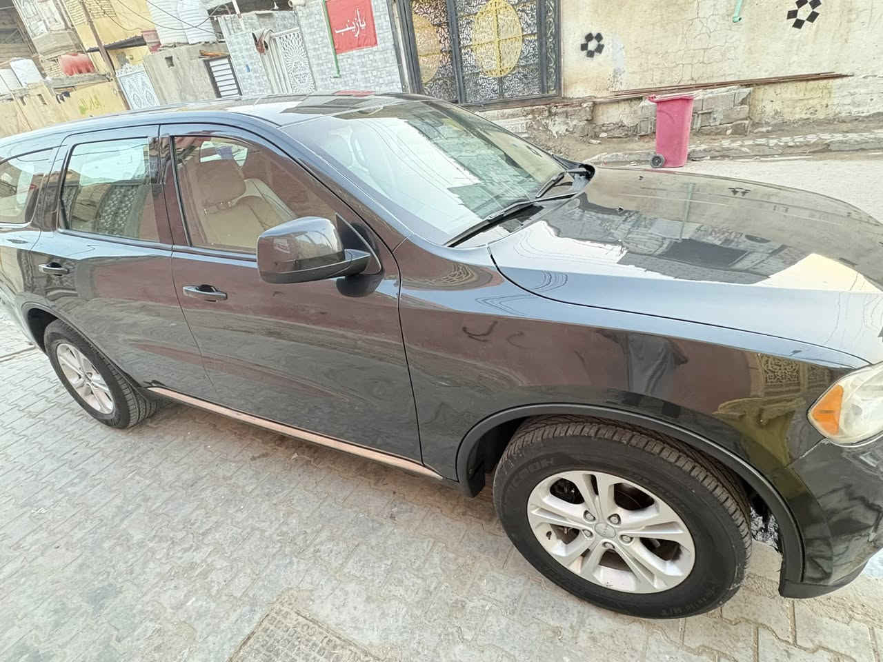 سلام عليكم دورنكو ادوات جديده دخول جديد حاويه خليجيه جاهزه على اخير حبايه سعر 100 رقم بصره***********
