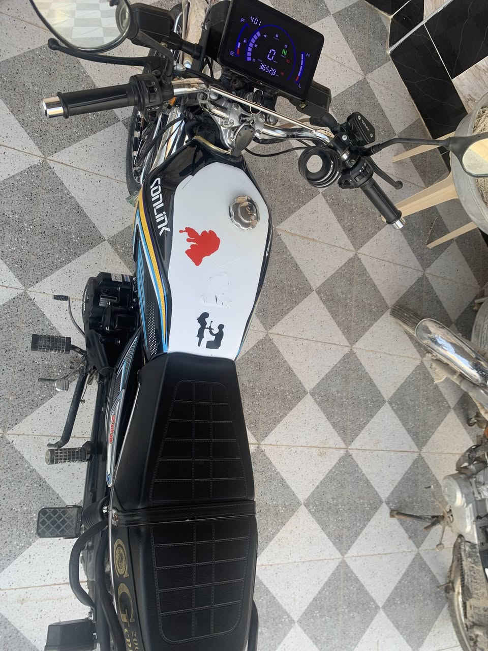 موطور سولنك 5كير موديل2025  محرك 200بعده جديد شركه سويجات بصمات  اوراق كامله  رايده 860وبي  مجال بسيط  كامله مكمله كلشي ما بدل بي لْـۆ برغي والدراجه حيل حلوه ونضيفه ماشيه 3000بعد اخت الزيرو 

الي يحب يشتري موجود خاص وهذا رقمي

 ***********

مكاني القائم حصيبه 

ادمن حب 🤍
