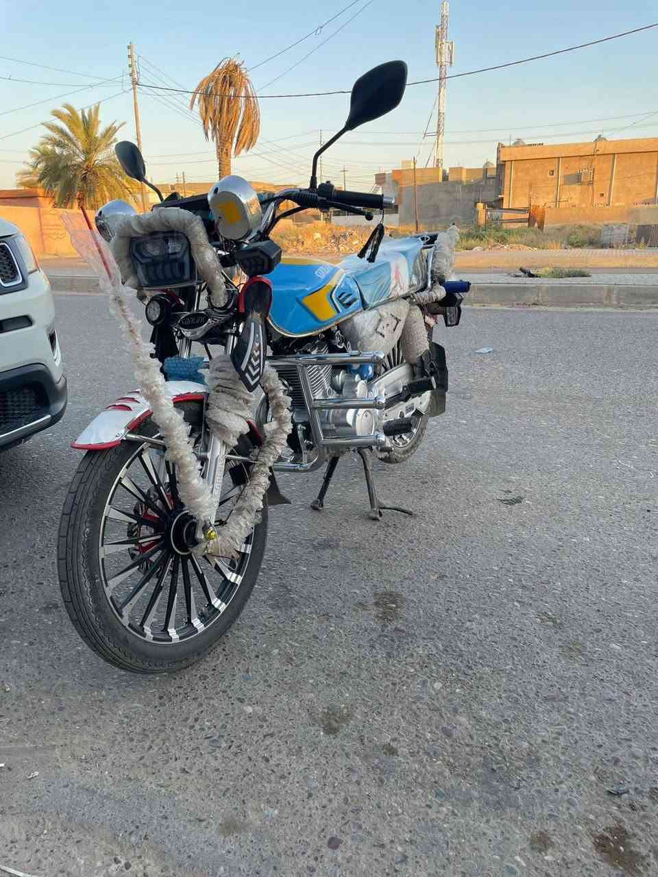سلام عليكم سيفان موديل 2025 محرك 200 دراجه زيرو مجمبزه مصروف عليها شوفت عينك نشاط معدل فول شاشه شغاله للبيع فقط ب 900 وبيها مجال بسيط مكاني بيجي حي العصري رقم  ***********
