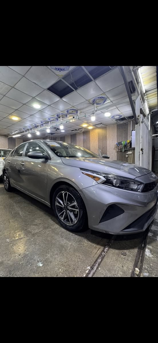 كيا فورتي موديل 23 وارد امريكي كفاله عامه  ليبل واحد السياره ماشيه 28 محرك 2000 دوش بدون لا صبغ ولا تبديل سعرها 160

***********
