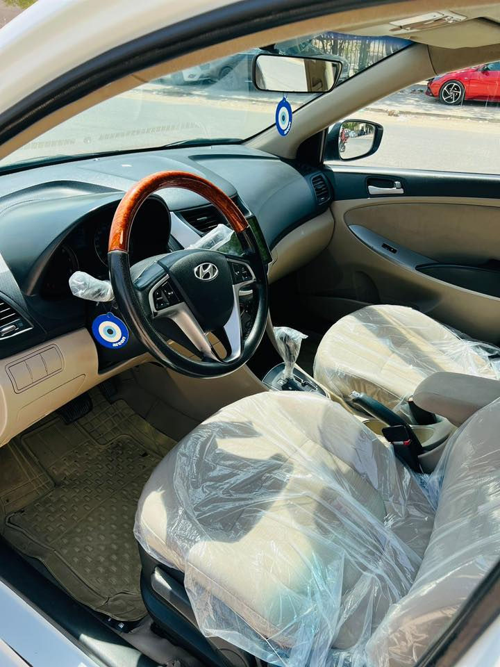 هونداي اكسنت 2015 خليجي

محرك 1600 دوش
ماشيه200 الف حقيقي
فول مواصفات 1/1
فتحه سقف
تحكم ستيرن خمس تجاوي
اربع دسك
مكفوله من الحادث 
كير ومحرك مكفولات
صدر امامي وخلفي جديد
تخم تاير جديد
كهربائيات كله شغاله
جاهزه بدون نقص

العنوان:النجف
السعر: 120 وبيها مجال
للتواصل:***********
ملاحضة السياره بأسمي  بيها رقم حلو وجديد الدولي 

#هونداي_اكسنت #اكسنت_2015 #خليجي #بيع_سيارات #سيارات_كوري
