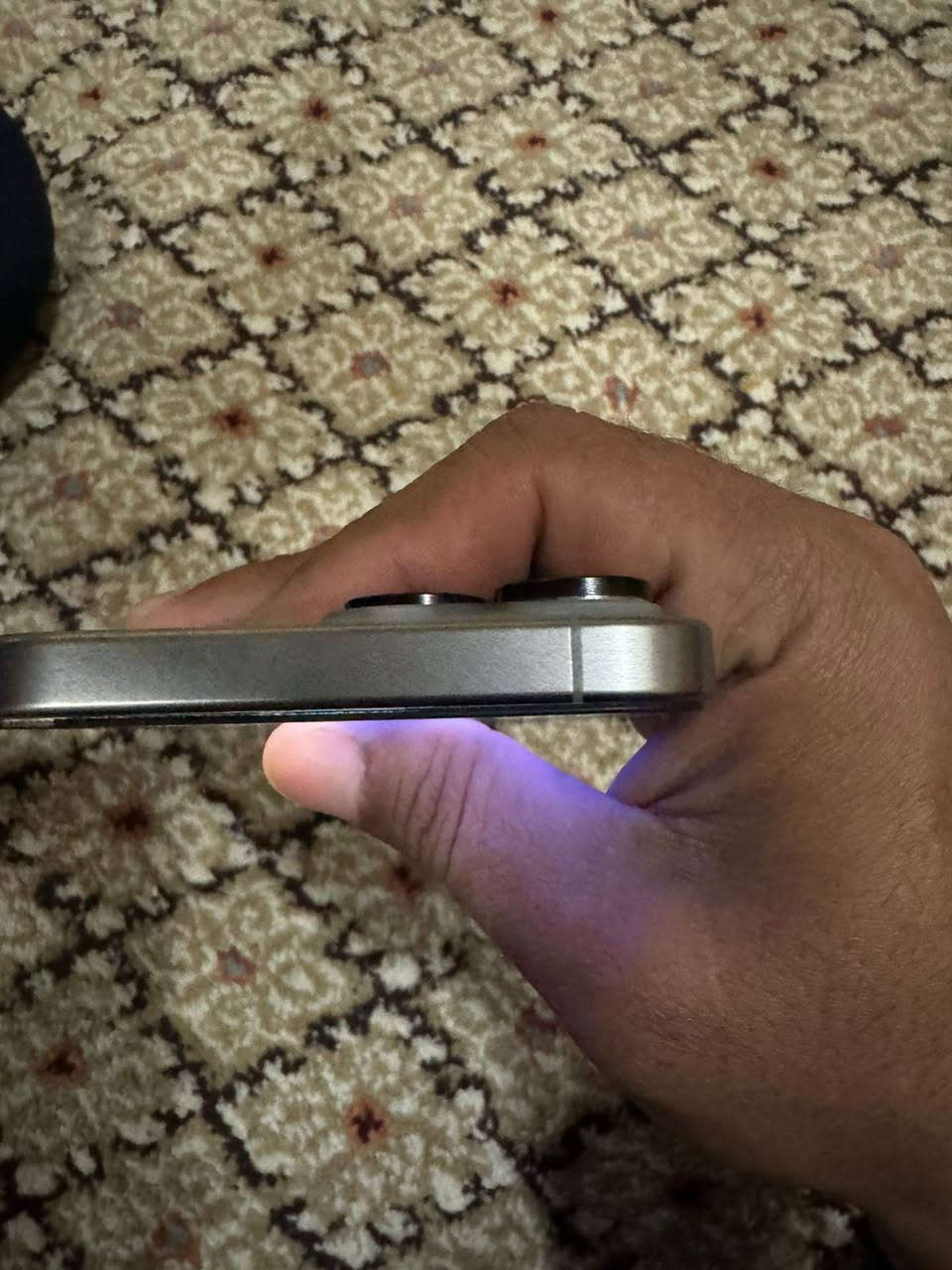 ايفون 15برو ماكس ذكره 256بطاريه ٩٣ نزلت با تحديث مبايل شرق اوسط كامل مع كارتون غراضه كامله شرط حاسبه مليون 250.وبي مجال للطيبينن ***********لاستفسار او دخل خاص
