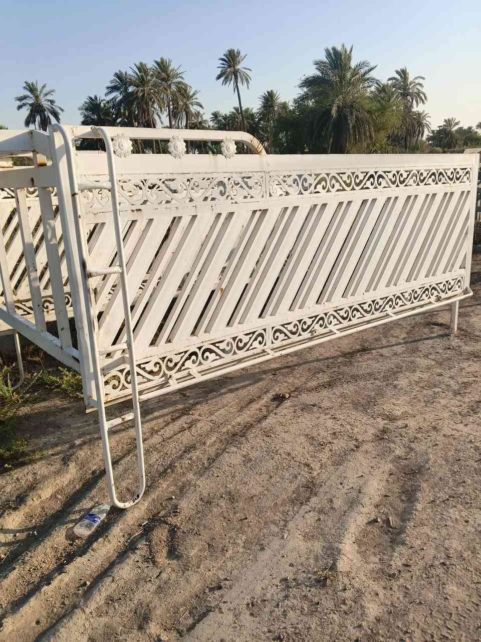 سلام عليكم محجر كيا فحل تسكام درجى اولى سعره 400وبيه مجال الي يريده يتصل ***********
