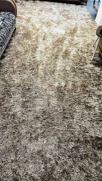 كاربت ٣/٥ جديد للبيع نهايته ١٠٠ اخذته المتر ٨  عرضه ٤ بس كاصي  للاستفس...