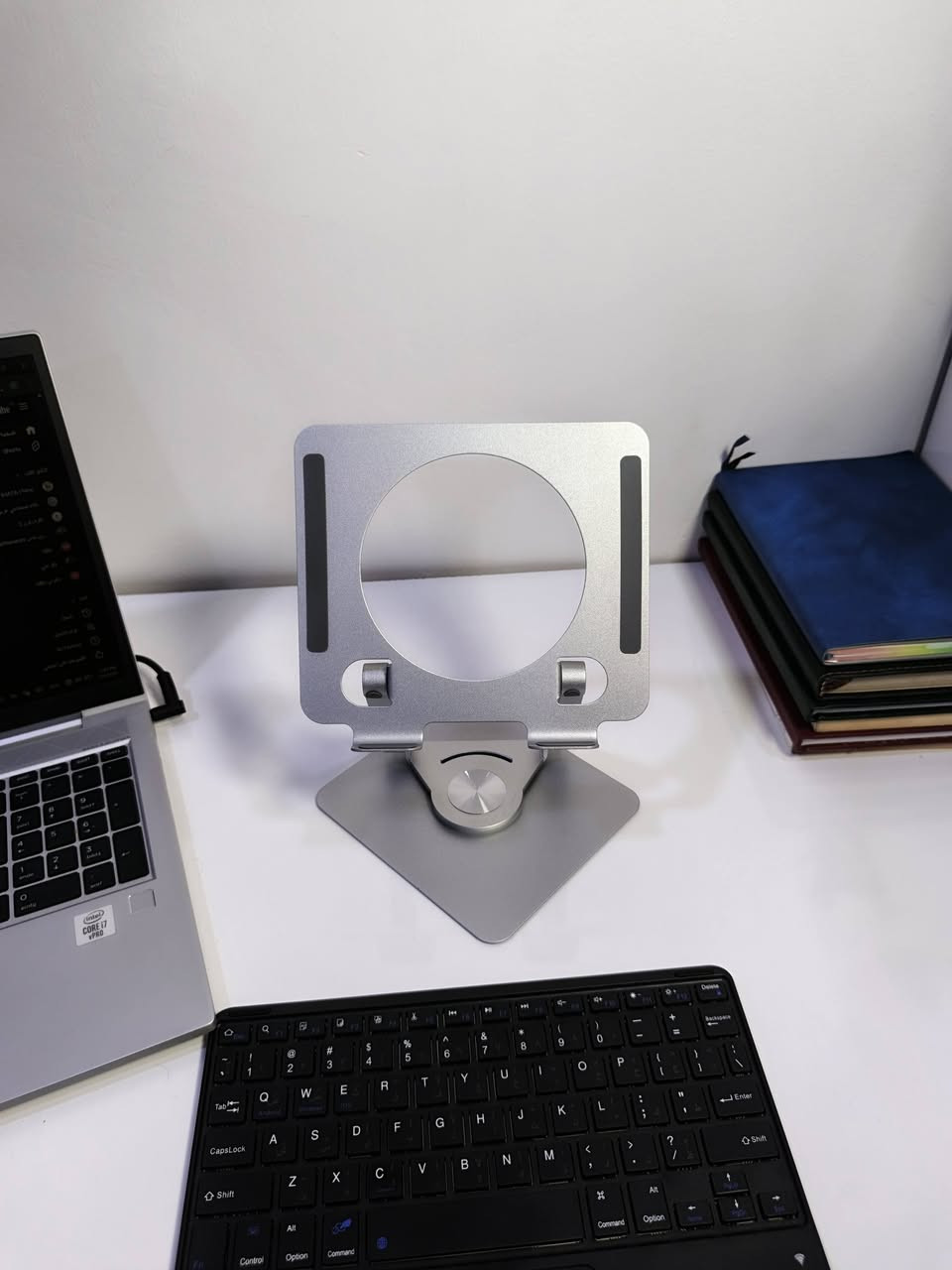 مجموعة استاندات ايبادات اصلية 

💰 السعر: علق بأي كلمة ويوصلك السعر فوراً على الخاص 😍

📲 للطلب والاستفسار: راسلونا واتساب
📞 ***********
🚚 توصيل سريع لكل محافظات العراق 🇮🇶 فقط بـ 5,000 دينار

✨ لا تفوّت الفرصة… الكمية محدودة ✨

-------------—----—————
