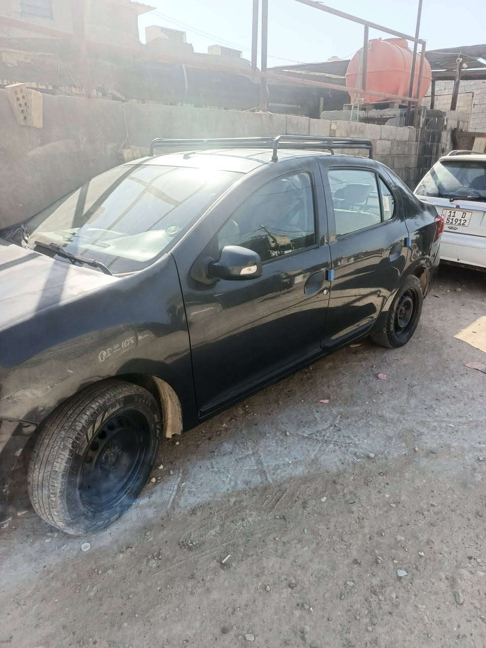 رينو سنبل٢٠١٩ كير مكينه جدد مابيه نقص محتاجله بس بوليش بيه صبغ جاملق وداعميه امامي بدون ضربه تبريد ثلج شغال مكاني بغداد *********** السعر68
