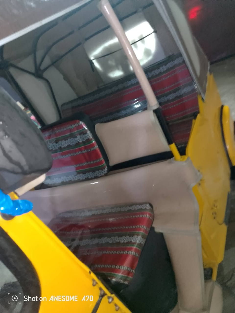 السلام عليكم تكتك22شهر ثامن رقم وسنويه بسمي بيه بارد رصعه بل لغد ونكادات يم دوسات مامسويهن المحرك زنجيل  مبدل بي لاستفسار على رقم***********
