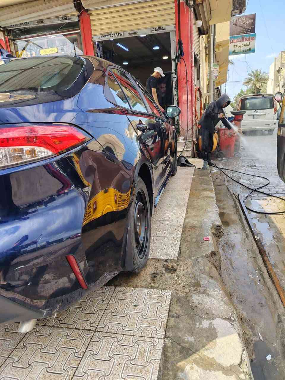 كورلا 23 le ماشيه 49الف ميل 
حادث قطعه وحده صبغ وبارد باب السايق شي بصيط للاستفسار ***********
مكاني حريه
