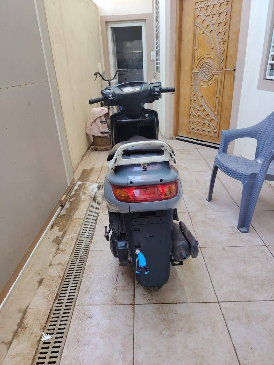 السعر 325 وبيهه مجال بسيط
دراجه فراشه الدراجه حلوه ونضيفه بس الشلعه مو قويه مالتهه دراجه مثل مموضح كفراتهه جدد وهربائياتهه كلهن شغالات


**إذا كنت صاحب هذا الإعلان وتريد حذفه لأي سبب، رجاءا أرسل رسالة إلى الدعم الفني**