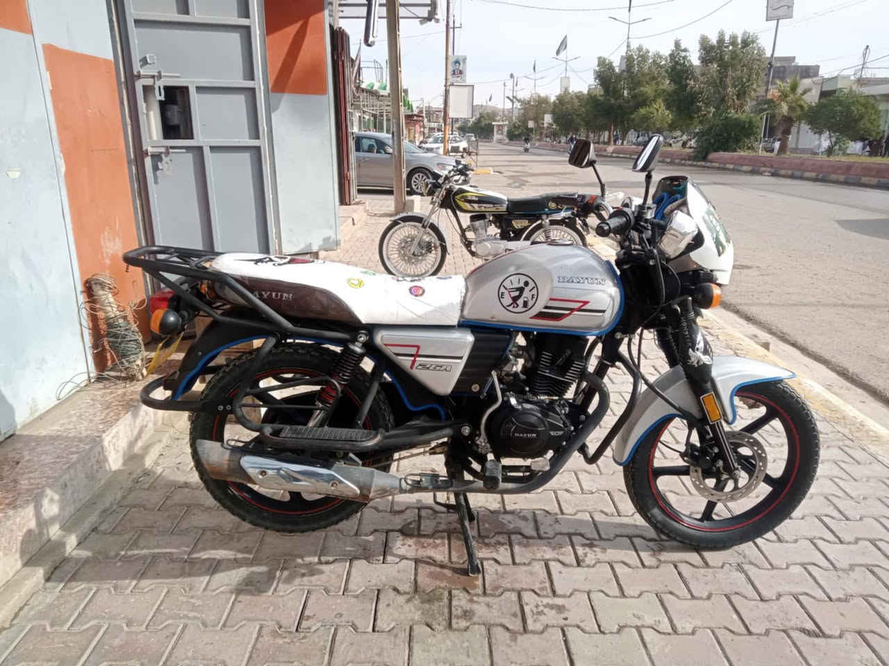 دايوان للبيع موديل 22لوك بيع ومراوس سعره 925وبي مجال بسيط ***********
