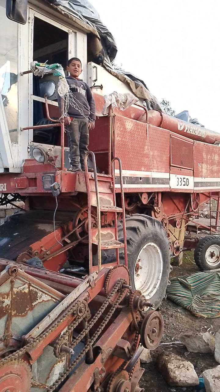 للبيع دراسة لافرده موديل 85 رقم واسط كير ومحرك مامفتوحات دراسة مال جناي السعر 50ورقة ***********
