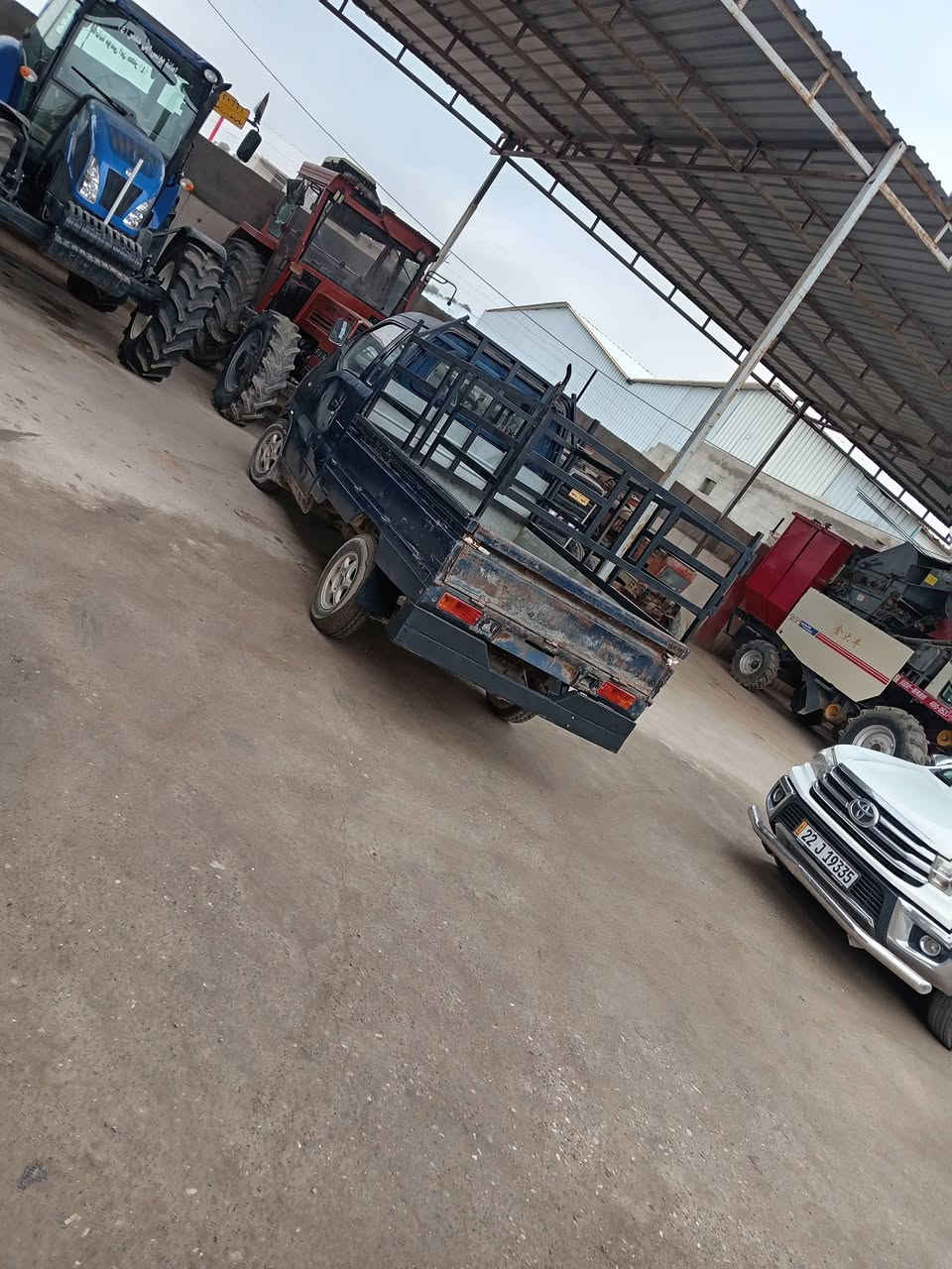 السلام عليكم للبيع  هيفات للبيع موديل 2007
 قماره وربع منفيس أوراق أصليه موجوده كير مكينه شرط الفحص جدد صدر جديد غلاف محجل جاهزة الشاصي معمره تعمير درجه اولى جاهزة السعر 16 وبيها مجال للشراي المكان كركوك قضاء الحويجه 
الاتصال ع رقم ***********
