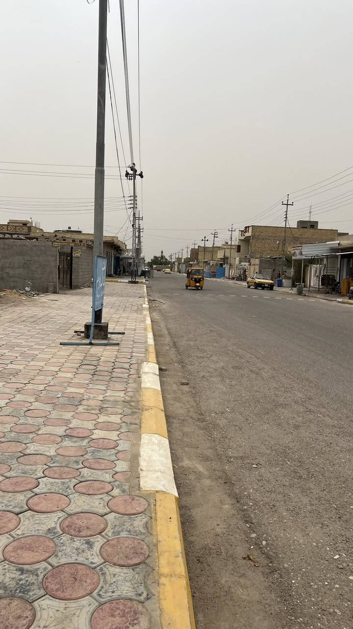 قطعة إرض للبيع  على شارع عام تجاري تصير مجمع
أومخازن أو معمل أو سكلة شتريدها تصير مساحتها

250م موقعها كلش حلو بين ثنين احياء حي السلام

وحي البلديات وقريبة على السوك ، للتواصل

*********** متوفر واتساب بنفس الرقم #الميمونة #الميمونه #حي_البلديات
