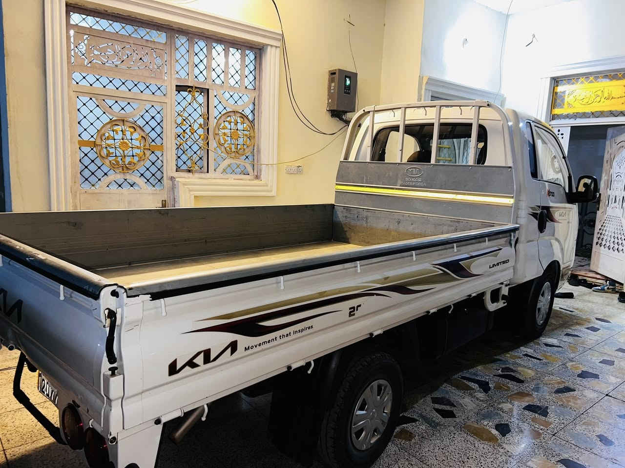 السلام عليكم ورحمة الله للبيع كيا موديل(2022)شكل جديد ماشيه 70فول بس بيها طخه زغيره فوك البنيد هذا رقمي للاستفسار (***********)
مكاني الدجيل
