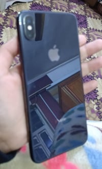 آيفون XS ماكس • ٦٤ • بطاريه ٧٨