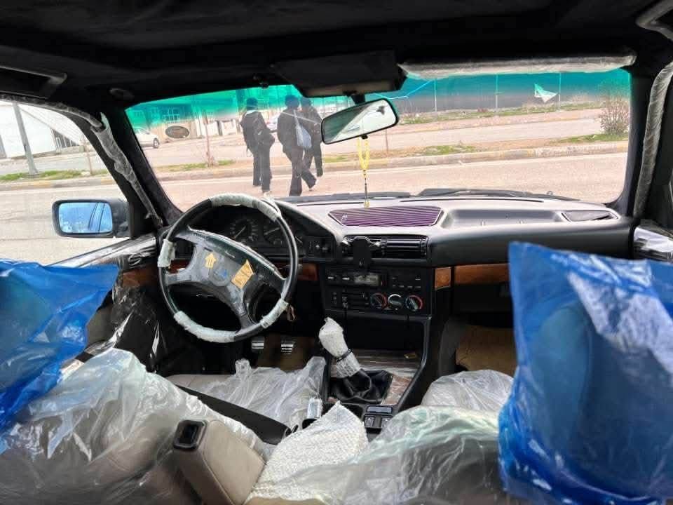 بیم 525  گیرو مە کینە لۆک تازە گۆراوە بۆیاخ تازە کراوە مالی مە دە نی بە شە رتی ئە وە ی مالی کە س نابیت بێ سە رەتەیە 35 گلاو مه عامه له يه كي كه م موشه ته ري نيت مه منونم سه ري خوشت و منيش مه يشينه *********** سلێمانی السليمانية, العراق
