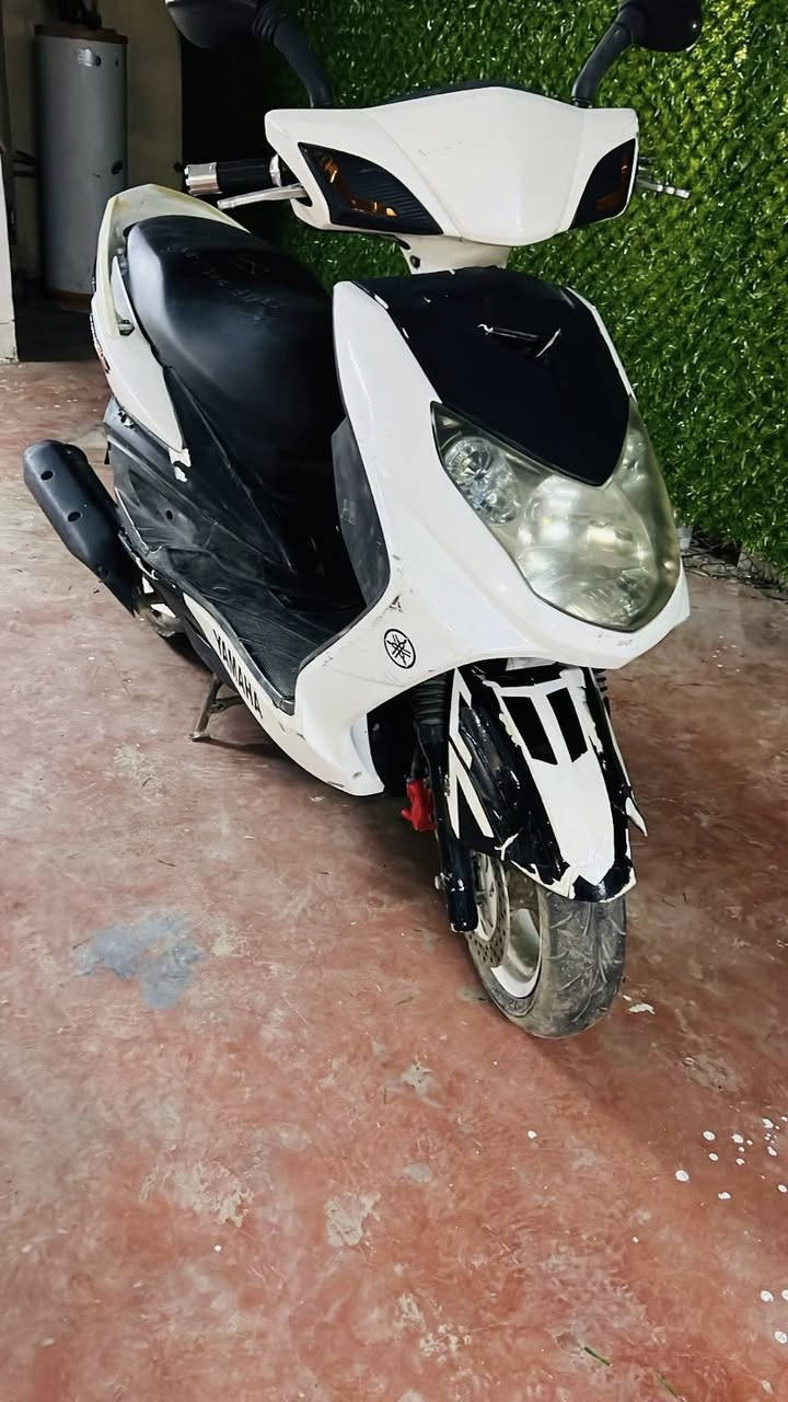 السلام عليكم
دراجة رنبة ما ماشية تقريبن مرتين طالعين بيهة برغي مفتوح ولا ناقص اي شي نكرة سلف 

السعر 1500

التواصل :***********
