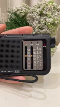 راديو ريتاكس V117 • موجة AM FM SW • بطاريات قلم 2