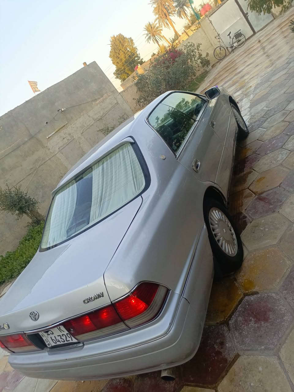 سلام عليكم راس ثور موديل 96رقم انبار سنويه 28مداور ثاني يوم مشروع وطني سياره كصه قماره فقط سياره فتحه تبريد حداديه تخم تاير كله جديد جاهزه السعر 77وبيه مجال حك الجيه ***********
