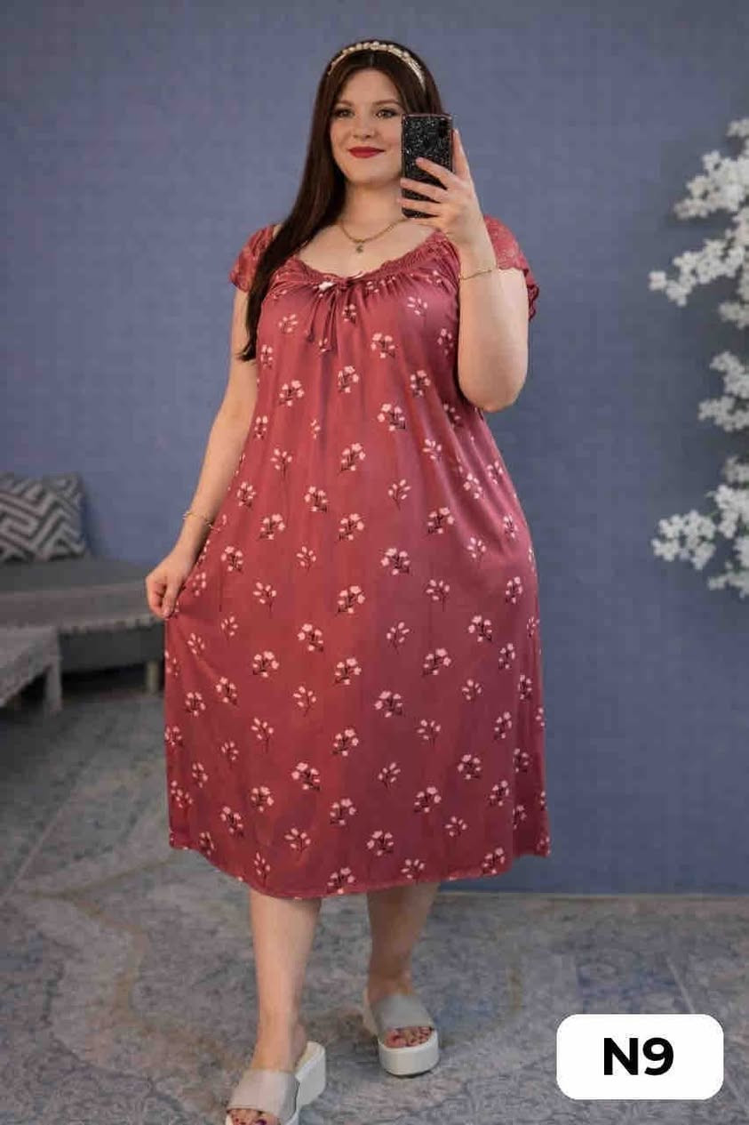 قطعة بـ 8

قطعتين بـ 15 
 
3 قطع بـ 22
 
4 قطع بـ 28
شلحات  طويله يعني قياسها 90 نفس  بالصوره تجي  الخامه بارده اتجنن تفيد حر الصيف


**إذا كنت صاحب هذا الإعلان وتريد حذفه لأي سبب، رجاءا أرسل رسالة إلى الدعم الفني**