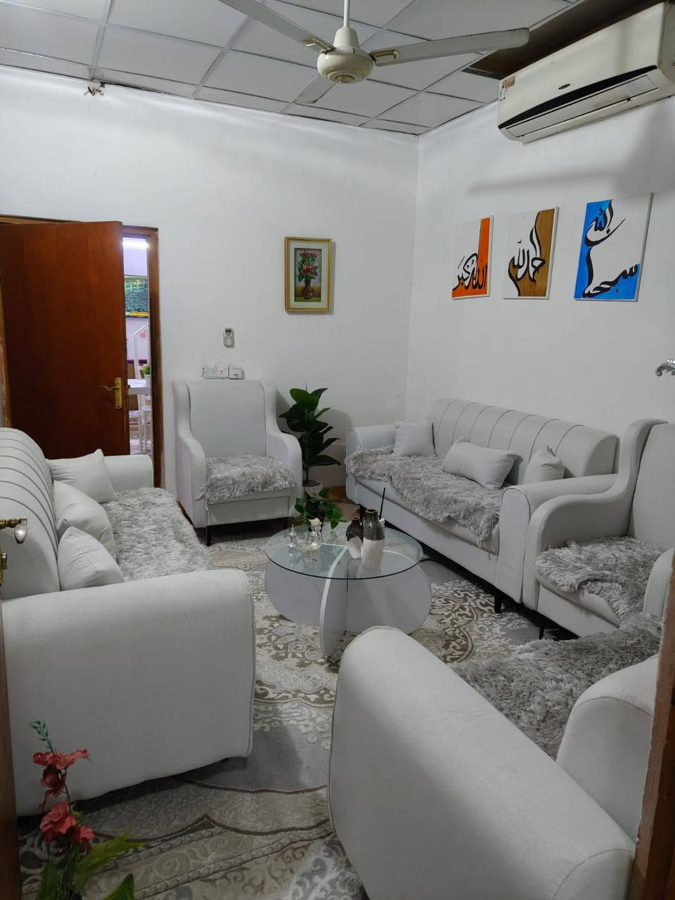 اعلان رقم 2026/73
دار للبيع طابو ملك صرف 
المساحه 100م واجهه 5في 20
المحتويات/طابقين ثلاث غرف نوم مع الاستقبال والمطبخ والصحيات 
السعر /90مع المجال
الموقع /حي الأسرى والمفقودين قرب ثانوية اليمامه
للاستفسار مراجعة عقارات البيك سايدين جامع المعراج حي العسكري مقابل تكية الشيخ شعبان@

او الاتصال على الارقام التالي 
📞 ابو سيف ***********

📞  أبو عبدالله ***********

📞  سيف ***********

بأمكانكم عرض عقارتكم لدينا سواء كانت #بيــع أو #إيجــار أو #أستثـمار ‌‎زبائننا الكرام بِكُم نَرتقي ونَتشرف بزيارتِكم ونَفتخر بخِدمتِكم
زورونا ستجدون كل ما يناسبكم 
المصداقية عنواننا
