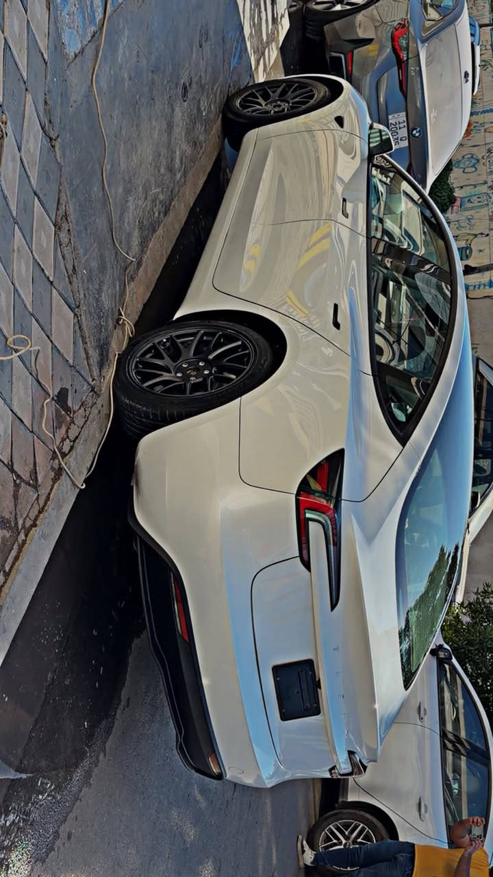 السلام عليكم 
للبيع 
MODEL 3
تسلا  3 
موديل 2024
وارد امريكا 
اون لاين 
مواصفات ال3 معروفة 
كامرات
جلد 
كراسي كهرباء 

 ضررها صبغ باب خلفي عكس السائق وجاملغ مال نفس الصفحة 
ايرباك دركة وبردة فقط  

منفيست باسمي تترقم اي محافظة 

للاستفسار عن التفاصيل
***********
