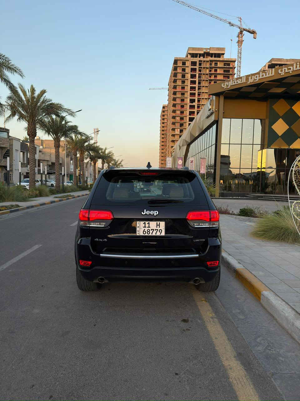 جيب جراند شيروكي لمتد بلس 2019 خليجي
بيع فقط 

لون: اسود بيتنجاني
محرك: v6 3600cc
عداد مسافة: 73 الف كم قابل للزياده

مواصفات فول لمتد بلس
- دخول ذكي 
- ثلاث شاشات
- بانوراما 
- حساسات امامي خلفي
- توقف تلقائي خلفي
- اوتو ستوب
- مري شفط
- هيتر مرايه
- رادار جانبي
- تعتيم تلقائي للمري كافة 
- كراسي كهرباء امامي 
- تدفئة و تبريد مقاعد اماميه و تدفئة خلفيه 
-تدفئه ستيرن
- صندوق كهرباء
- شفتات كير بالستيرن
- فور ويل

ملاحظات:
- جاملغ سايق معدل بارد و مصبوغ
- بنيد بارد بسيط جدا
- هلال تاير خلفي عكس السايق بارد بسيط

>>شرط البيع فحص سونار 

السعر 26 الف دولار وبي مجال

مكان السياره منصور داوودي متواجد من 11 صبح الى 7 
مساءا
***********
عمر

تواصل و تساب او رصيد ماسنجر مهمل
