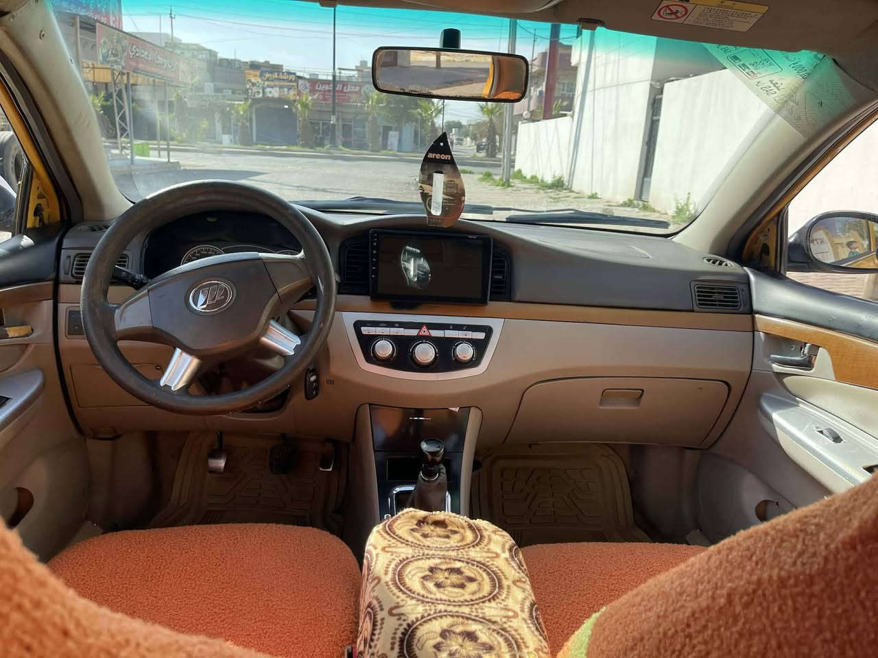 السلام عليكم
 ليفان موديل ٢٠١٣ فول بس كير عادي محرك  كورلا تخم تاير صدر جديد  تحويل ثاني يوم سياره جاهزه مابيهه اي نقص السعر ٢٨ بيهه مجال العنوان كركوك روناكي
*********** أتصال
*********** واتساب
سنويه عظم عاج
