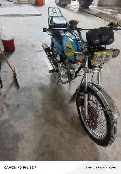 السلام عليكم 
دراجة للبيع تايكر 24 
نضيفه كلش 
اوراقها موجوده 
السعر 675 وبيها مجال بسيط
*********** الخاص مفتوح 
ديالى بلدروز
