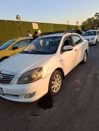 جيلي موبل موديل 12 السيارة بدون ظربه مكفوله كير مكينة كهربائيات كله شغ...
