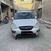 كيا كارنز • ٢٠٠٩ • ٧ راكب