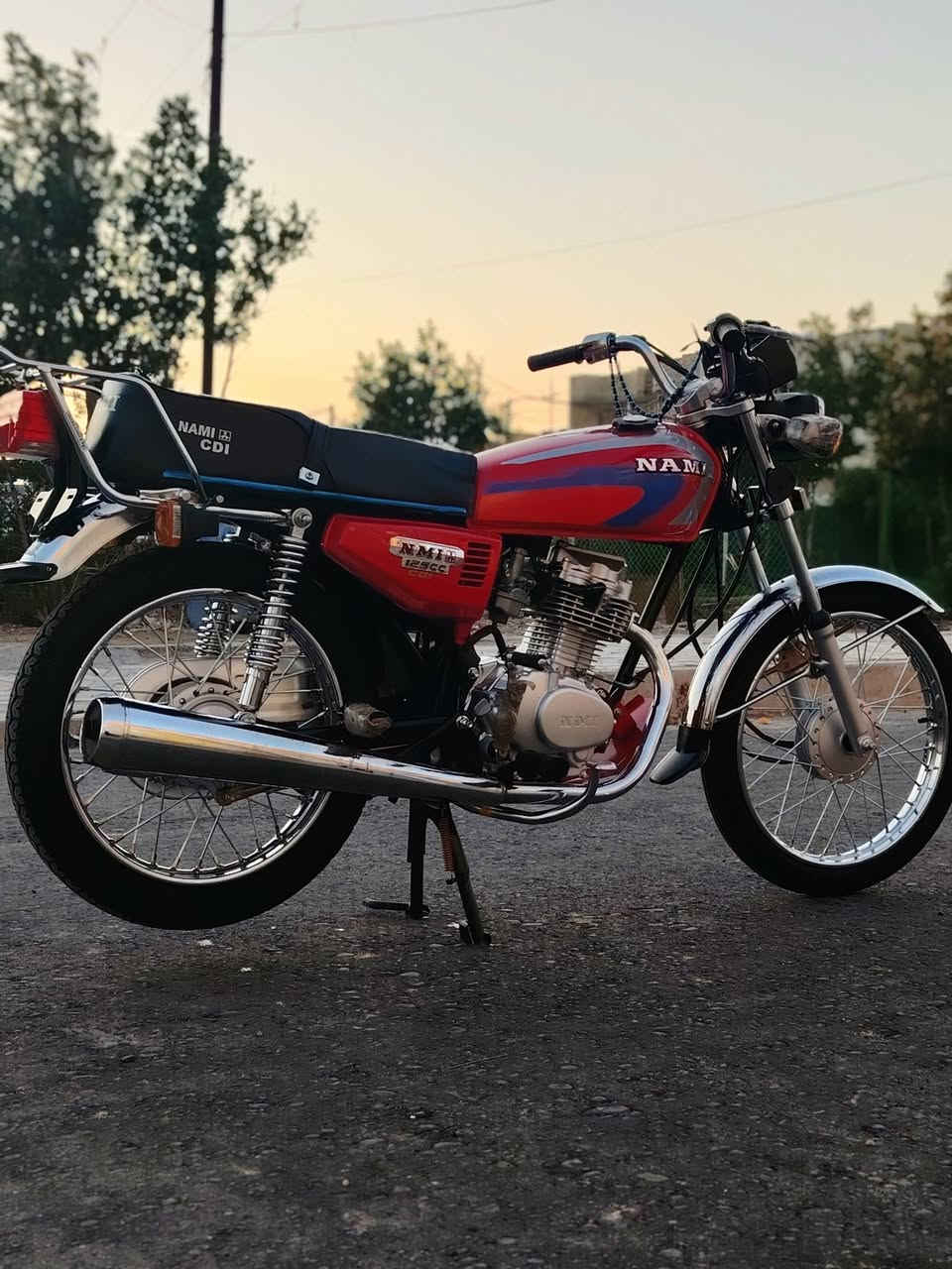 السلام عليكم دراجه سكنر للبيع صار لها اربعه اشهر من طلعت من الوكيل مكان العماره اتصل على هذا الرقم ***********
