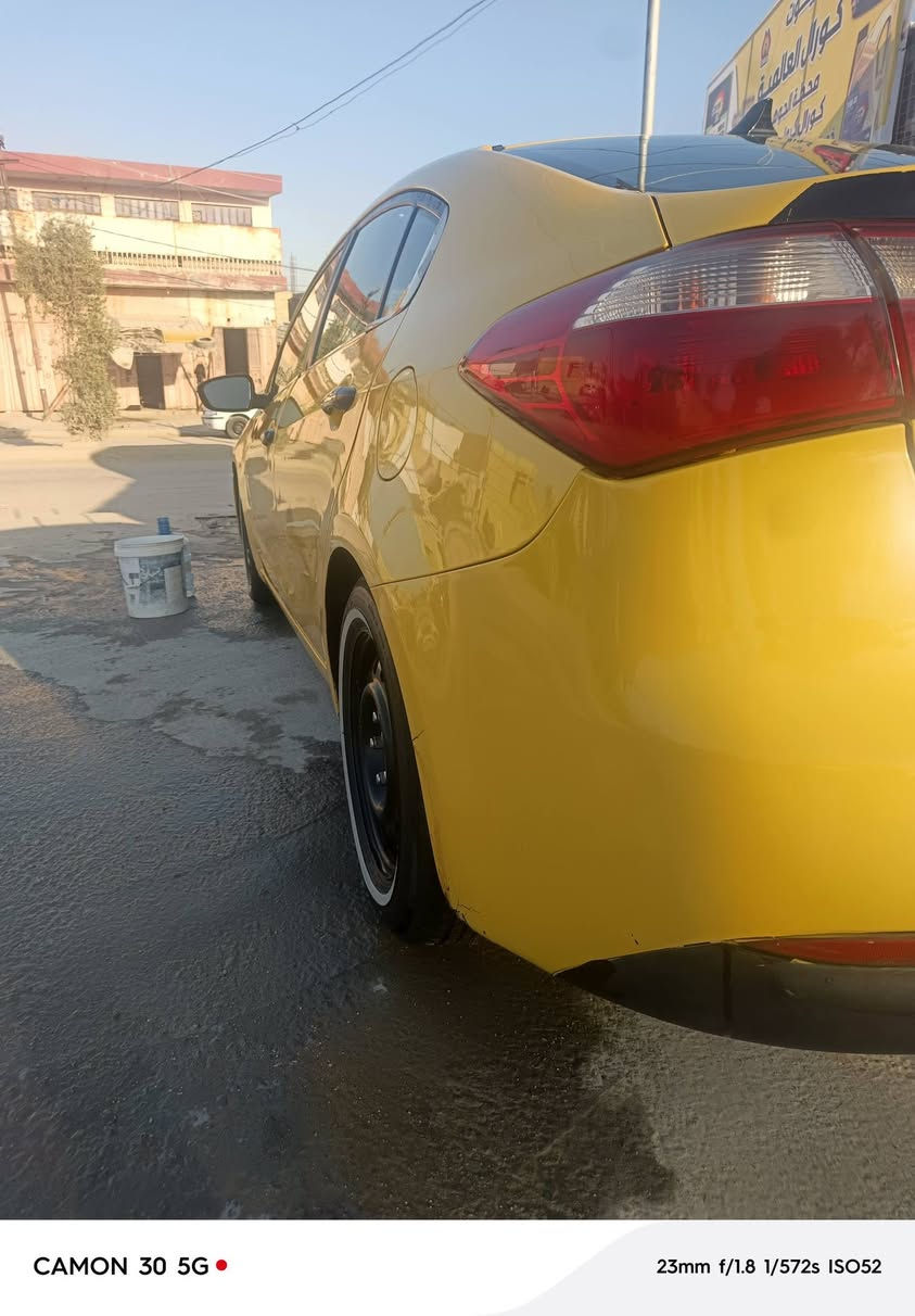 سلام عليكم كيا فورتي للبيع 2015رقم بغداد ال٢٨ هزه كامله  ابسمي تحويل ثاني يوم حادثه تبديل باب سايق بدون دواخل كله ليبل واحد سياره مكينه 2000جي اي اتي جاهزه مجهزه من كل نواحي تخم تاير خط جديد حداديه تبريد تدفئه تحكمات ستيرن مري شفط غرفته  مدوشمه حراري مكان السياره كربلاء رقم صاحب سياره السعر 100وبيه مجال كلش قليل ***********
