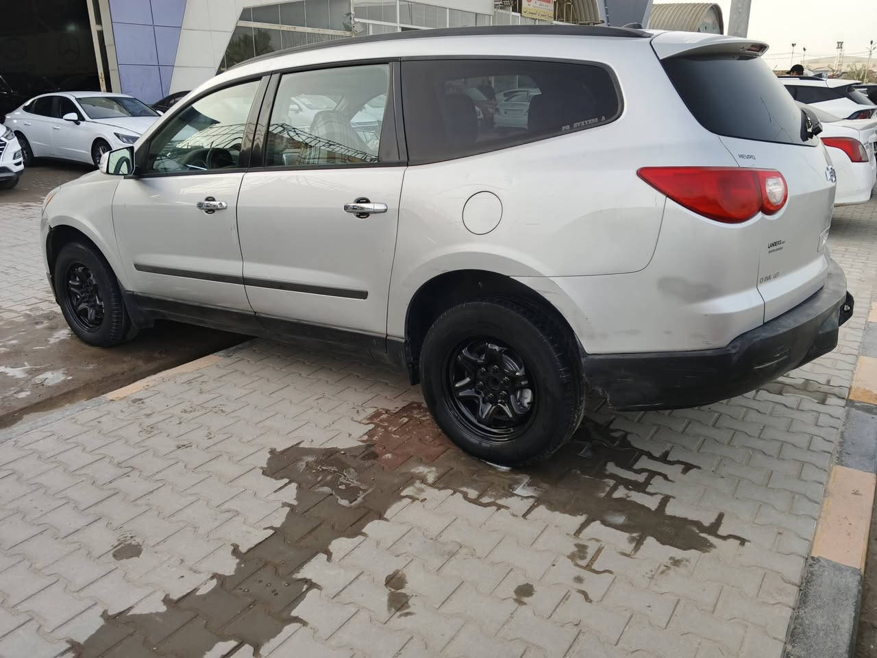 السلام عليكم
شوفر ليت ترفرس موديل 2012 مكينه جديده 6v 3600  كير جديد حداديه جديده بمعنى الكلمه صار يومين من سويته  تبريد 7 راكب كروز مثبت سرعه شاشه  سياره حلوه وجديده سنويه 2028 بعدها ما صاقطه تحويل ثاني يوم للبيع او مراوس مكاني نجف للاستفسار عله خاص او واتساب رقمي فقط واتساب ***********
