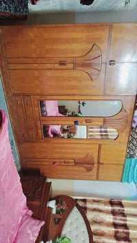 عندي خشاب للبيع  07510076945