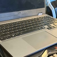 لابتوب لينوفو loq 83jc R77435hs  جيل 1712 ثماني النواة يعادل  8gb vram...
