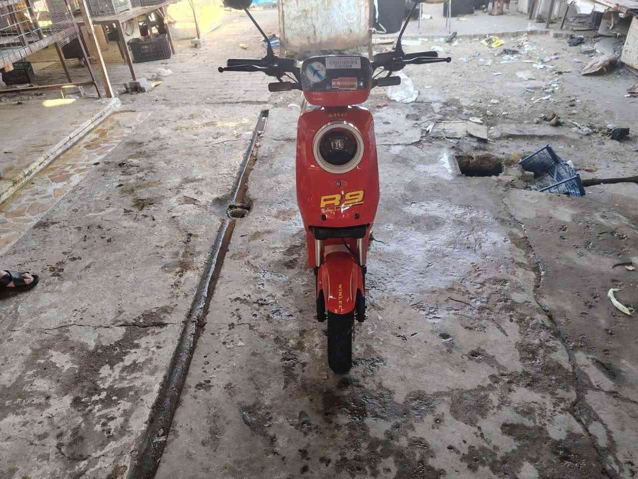 درجة R9 موديل 2026 درجة صرلهة شهر عندي 32انبير كلهة شغالة سويجين بصمة سعر 500 لعنون لبصرة


**إذا كنت صاحب هذا الإعلان وتريد حذفه لأي سبب، رجاءا أرسل رسالة إلى الدعم الفني**