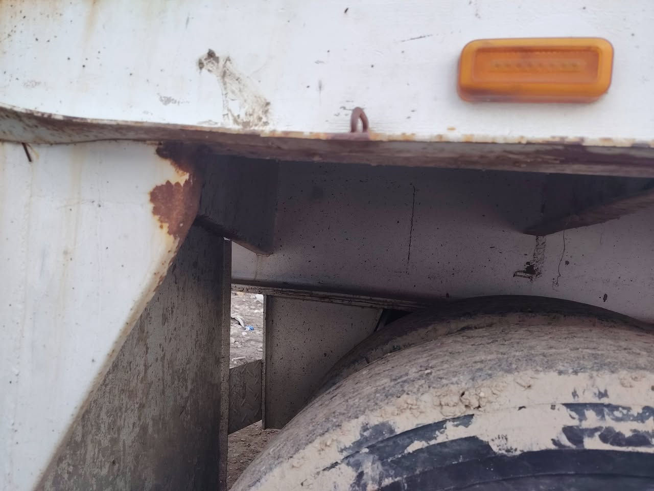 عربانه للبيع طول 13.60 اربع دناكير   العنوان بغداد ابو غريب *********** //*********** السعر ٩٥ وبيها مجال
