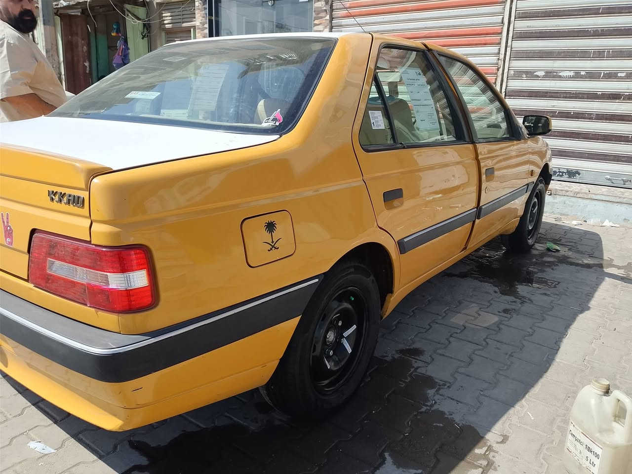 سلام عليكم بيجو لميس اصفر تكسي فقط اخياس بل جاملغات مصلح موديل ٢٠١٥
للاستفسار عن ***********
