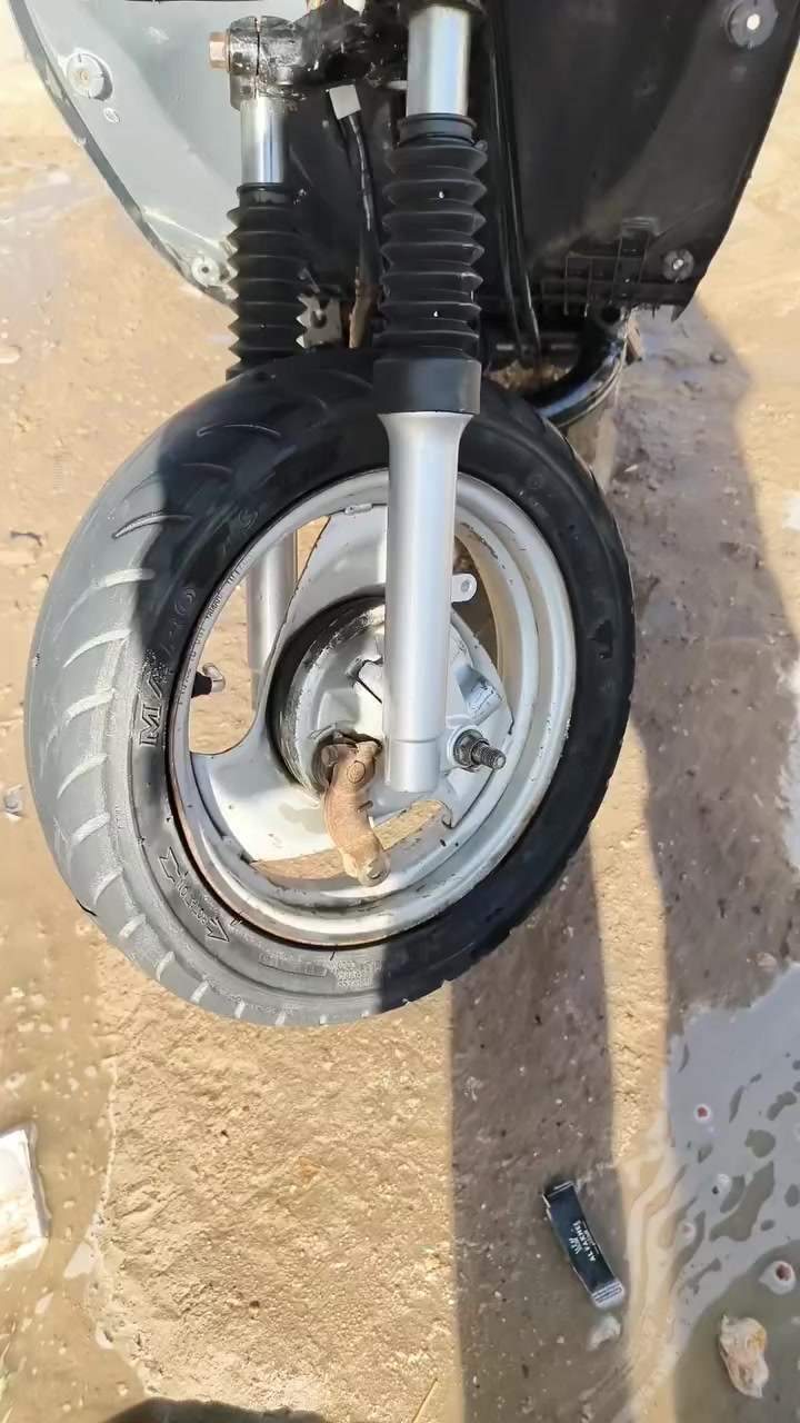 سلام عليكم دراجه بيع كوم حديد دراجه تشتغال بس عوزه كلج ماماي شنو عوزه كلج ماماي اني بيع كوم حديد من لبيت للشط جيب كلج ماماي وشته وتشتغال سعر 195وبيه مجال مكينه مام فتوحه مكاني ديوانيه مركز


**إذا كنت صاحب هذا الإعلان وتريد حذفه لأي سبب، رجاءا أرسل رسالة إلى الدعم الفني**