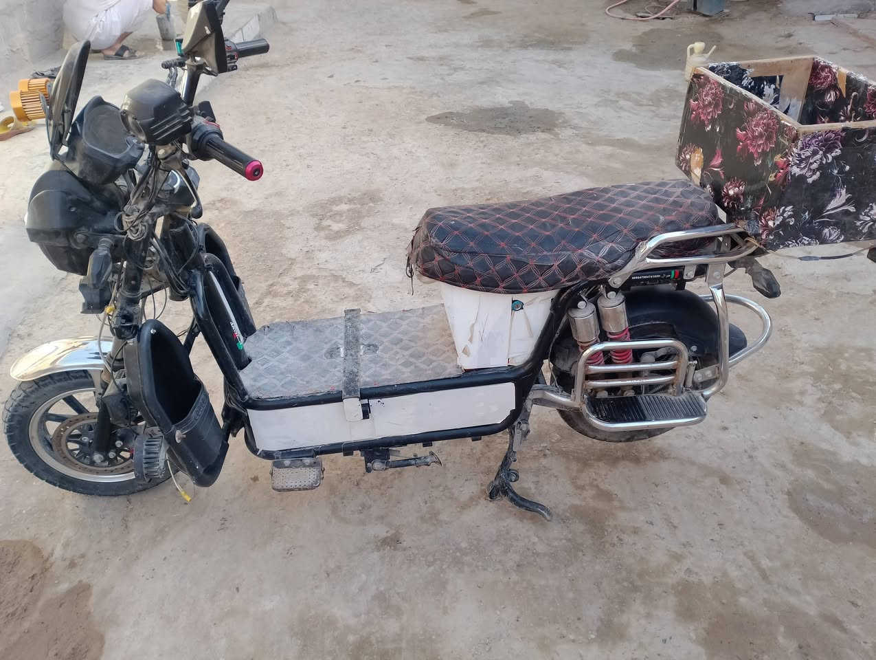 ماطور جبلي للبيع نظافته مثل ماموظح بالصوره بطاريته تقره 9 ونص وقسم 10 السعر 400 الصندوك ماينباع ويا 
للاستفسار ***********
