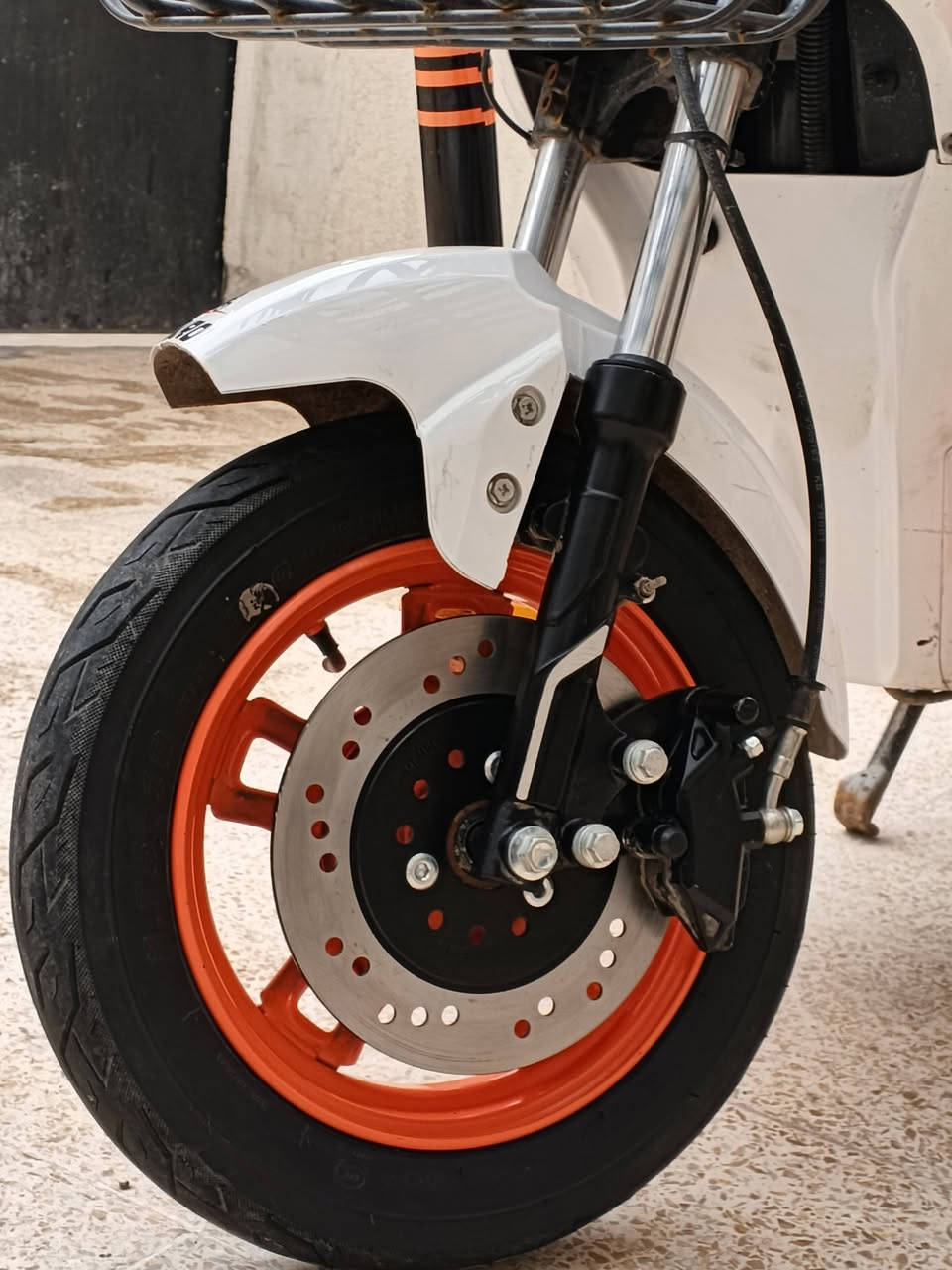 السلام عليكم ماطور شحن للبيع الماطور نضيف شرط كلشي ما بي 5 بطاريه
السعر 500 وبي مجال 

الواتساب: رقم الهاتف:***********
