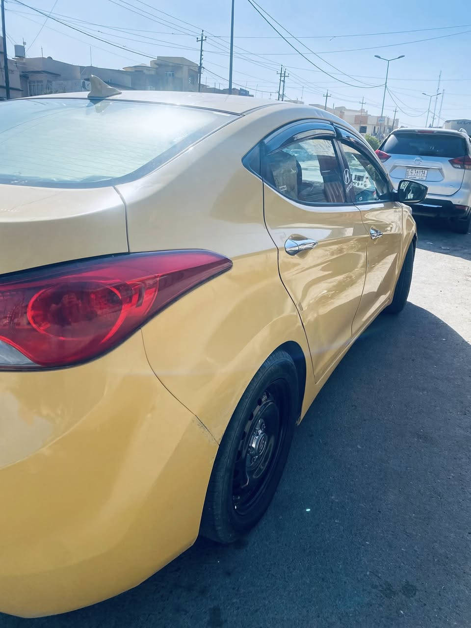 سلام عليكم
سيارة الانترة 2013 لمتد محرك 1800 دوش شرط ما مفتوح منضومه غاز صار شهرين من شديتها رقم بغداد انكليزي ب اسمي هزة جديد غرامه وهيئة مصفرة وارد أمريكي ليبل واحد ضررها جاملغ الأمامي اليمين ومصلح شرط بدون دواخل  طخم قبل يومين عمرته كامل  تايرة صار شهر من شديت سيارة جاهزة مال شغل ما تصرف عليها ربع سيارة جهازة من دعاميه للدعاميه سعر ١١٥ وبيها مجال 
***********
***********
