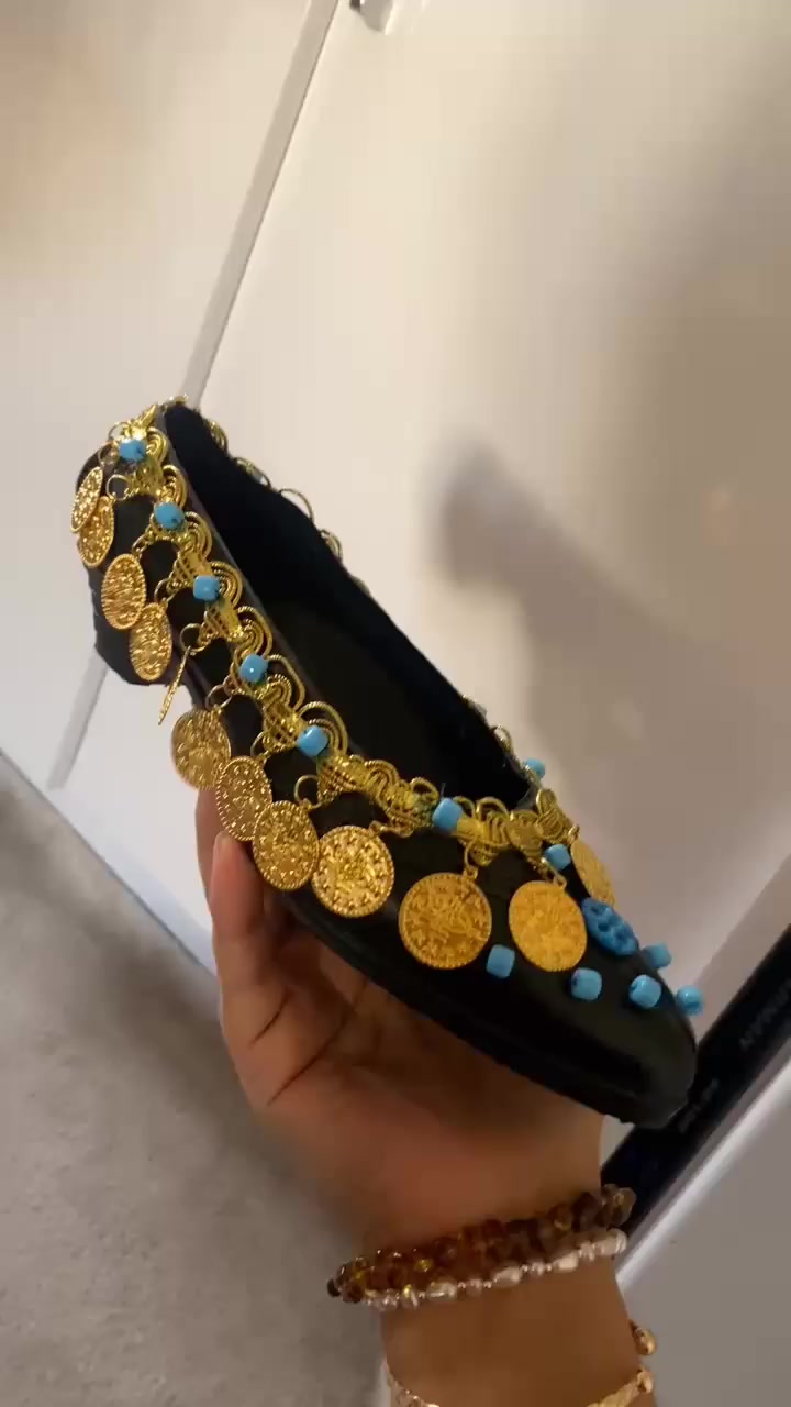 هاوريان نمونه ي كاره كانم. 
بو داواكردن نامه بنيرن


**إذا كنت صاحب هذا الإعلان وتريد حذفه لأي سبب، رجاءا أرسل رسالة إلى الدعم الفني**